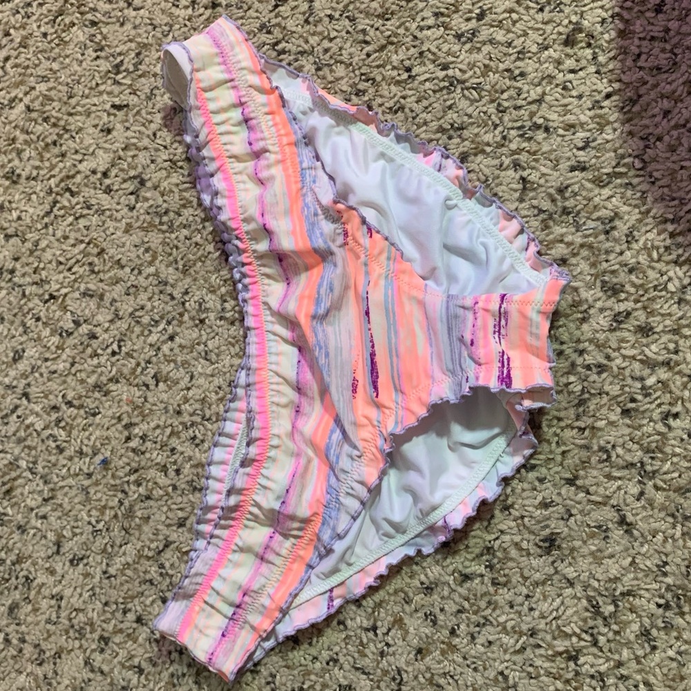 VS ruffle cheeky bikini bottoms